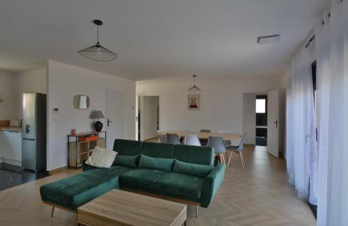 Ruoms House | Maison Noé Climatisation individuelle par pièce proche du centre-ville