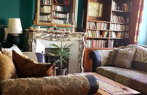 Fabrezan Bed & Breakfast | Maison Nolia : Chambre Madras 2 Personnes Dans Maison de Maître
