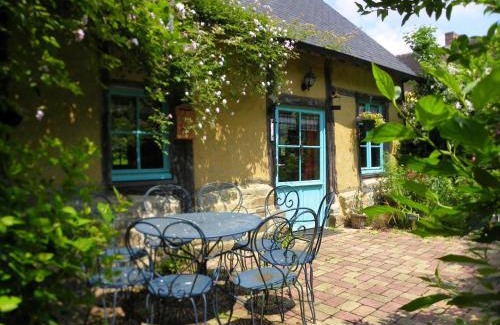 Sainte-Opportune House | Maison Normande avec Jardin, Terrasse et WIFI Inclus - FR-1-497-220
