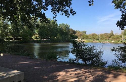 Chateau-d'Olonne House | Maison paisible avec jardin, garage, WiFi, proche plage et commerces - FR-1-92-798