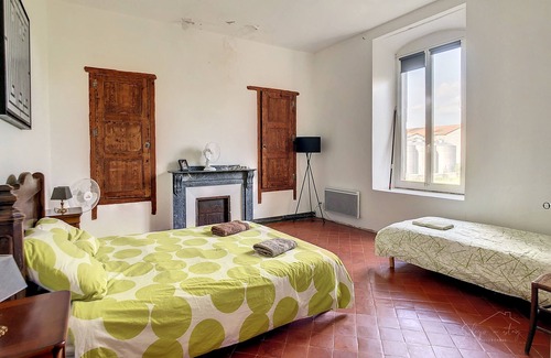 Pepieux House | Maison Papounet Maison Vigneronne Avec Piscine 12 Pers