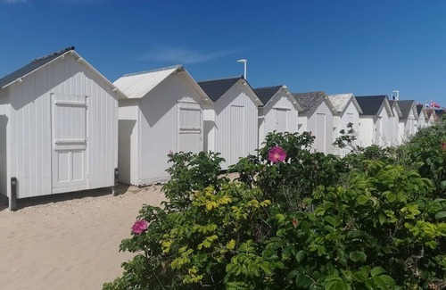 Bernieres-sur-Mer House | Maison Plage à Pieds Jaccuzi Normandie Plages du Débarquement