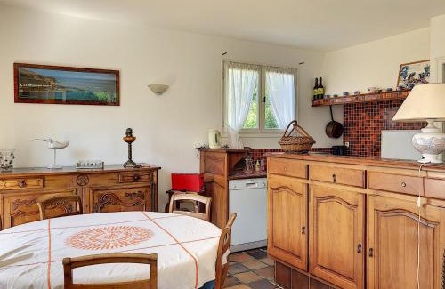 Jullouville-les-Pins House | Maison Plain-Pied avec Jardin, 500m Plage, 3 Ch, 6 Pers, WiFi, Stationnement, Proche Mont-Saint-Michel - FR-1-361-160