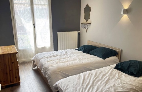 Belcaire House | Maison Pour Fêtes ou Repos, Recement Rénovée, en Plein Coeur de Belcaire