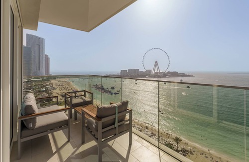 Dubai Marina Apartment | Maison Privee - Seaside JBR Living w/Open Sea & Bluewaters Views