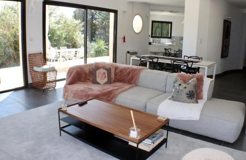 Pujaut Villa | Maison proche d'Avignon