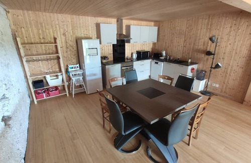 Lect House | Maison Proche du lac de Vouglans ! Séjours au Calme en Famille ou Entre Amis