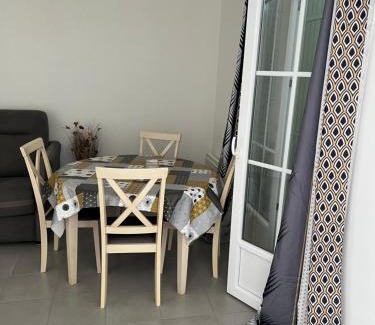 Le Chateau-d'Oleron House | Maison proche du pont de l ile d Oléron