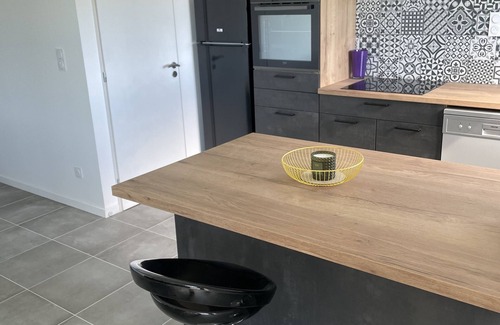 Medis House | Maison Proche Plages Royan, St Georges de Didonne, 6 Personnes