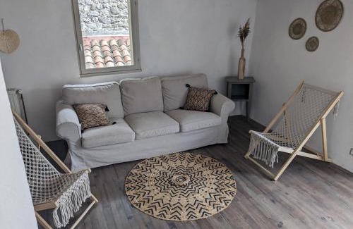 Reauville House | Maison provençale, jardin arboré et terrasses proche Grignan 8-10 pers