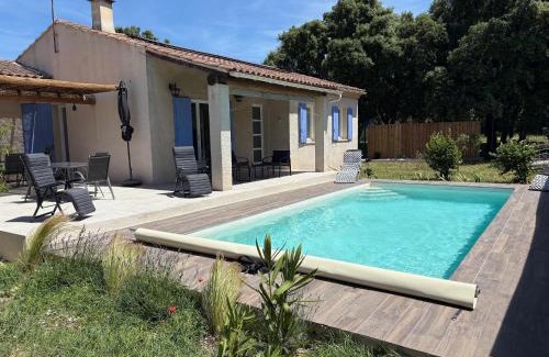 Grillon House | Maison Provençale - Piscine & Terrain de Pétanque