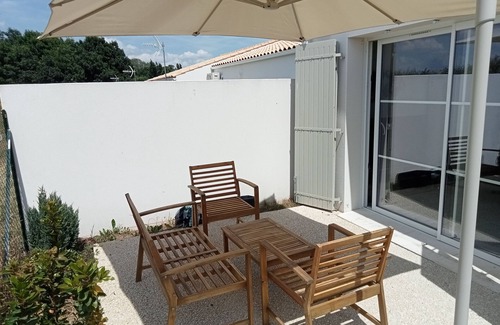 Yves House | Maison Récente, Proche de la Mer, de la Rochelle et des Iles