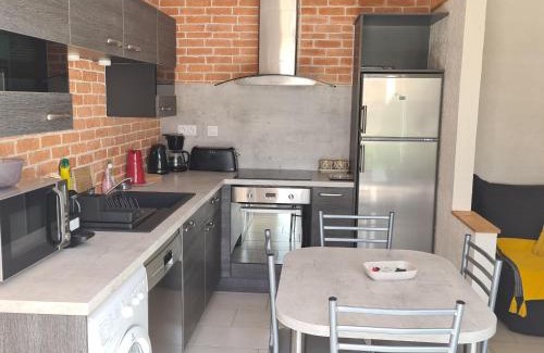 Saint-Vincent-sur-Jard House | Maison rénovée avec jardin partagé de 2000m² à 1,3 km de la plage Clemenceau, idéale pour 4 personnes - FR-1-426-510