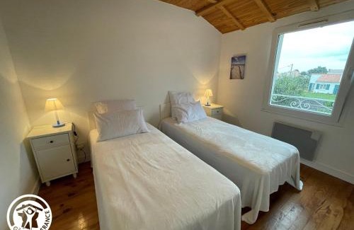 Bourgenay House | Maison rénovée 6 pers avec jardin, proche plages et pistes cyclables à Talmont-Saint-Hilaire - FR-1-426-557