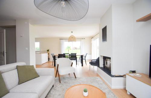 Beaussais-sur-Mer Apartment | Maison rénovée 6 personnes proche des plages