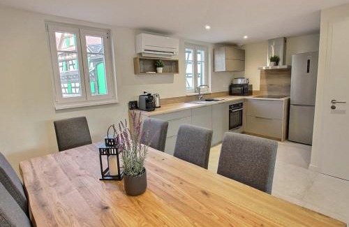 Geispolsheim House | Maison rénovée avec 3 chambres, terrasse et parking, à 17 min de Strasbourg - FR-1-722-5