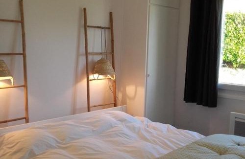 Pleumeur-Bodou House | Maison rénovée avec jardin, wifi, BBQ, parking, à 250m de la mer - Pleumeur-Bodou - FR-1-368-14