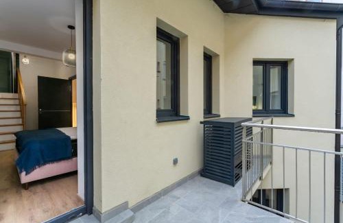 Vauban Apartment | Maison rénovée Climatisée avec Sauna et Baby-Foot