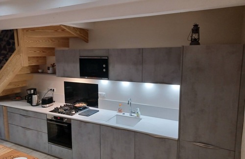 Neussargues en Pinatelle House | Maison Restaurée: "lou Cantou des Randonneurs", Proche de Sentiers de Randonnées