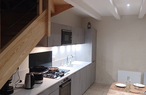 Neussargues en Pinatelle House | Maison Restaurée: "lou Cantou des Randonneurs", Proche de Sentiers de Randonnées