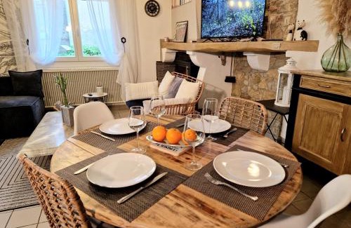 Bram House | Maison Richelieu