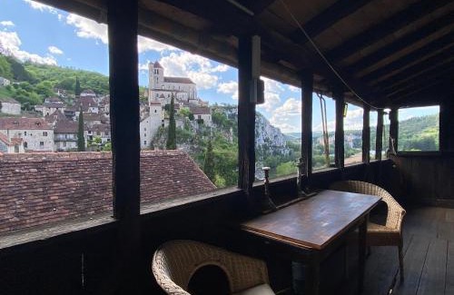 Saint-Cirq-Lapopie House | Maison Routier