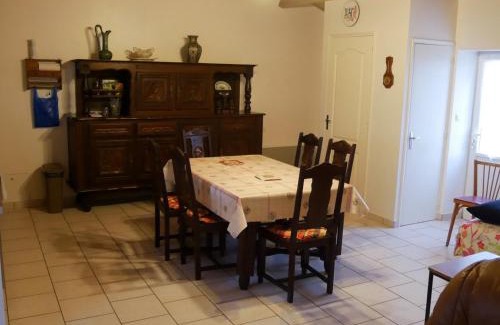 Saint-Hilaire-de-Riez House | Maison Saint-Hilaire-de-Riez, 4 pièces, 6 personnes - FR-1-91-142