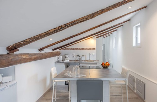 Sud Apartment | Maison Saint Jérome - Large, independent, very quiet and sunny + swimming pool