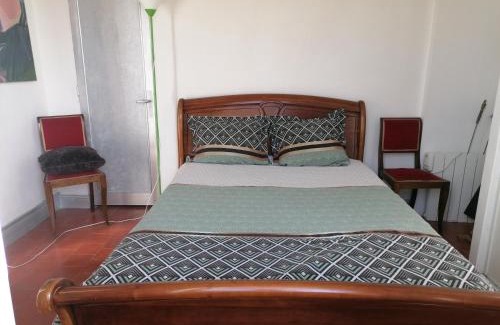 Guerigny House | Maison sansonnette