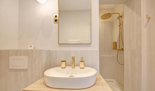 16th Arrondissement Bed & Breakfast | Maison Scheffer