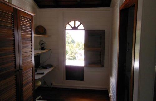 Le Carbet House | maison située dans un petit village de pecheur