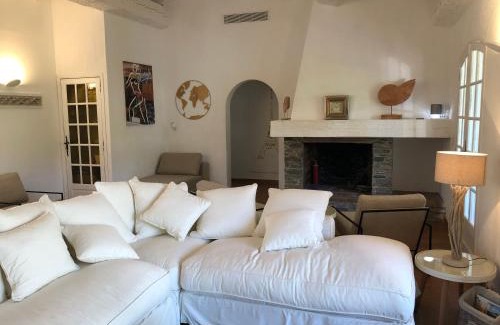 Cavaliere House | Maison sous les Pins
