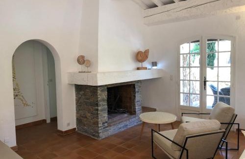 Cavaliere House | Maison sous les Pins