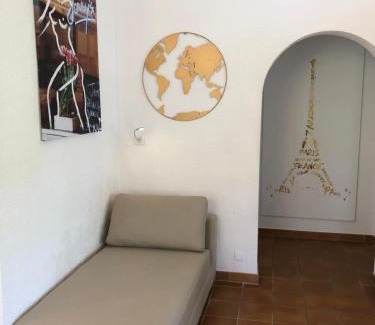 Cavaliere House | Maison sous les Pins