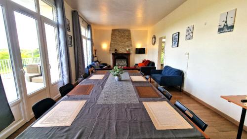 Blois House | Maison SPA 8Chambres Jardin Terrasse Parking