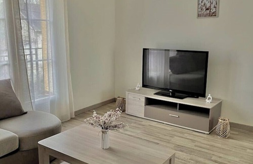 Crevecur-le-Grand House | Maison Spacieuse de Lila Avec 3 Place de Parking