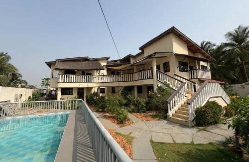 Grand Popo House | Maison spacieuse à Grand Popo avec piscine partagée 180 m²