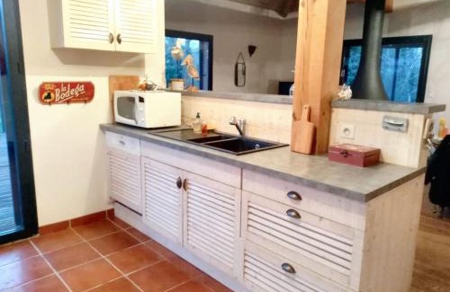 Saint-Selve House | Maison spacieuse à Saint-Selve avec jardin et barbecue, 125 m².