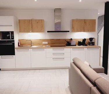 Rive Droite House | maison spacieuse centre et plage