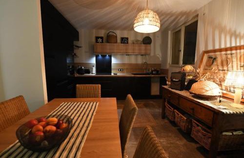 Roujan House | Maison spacieuse et confortable avec patio