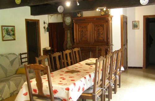 Camarade House | Maison spacieuse à Camarade avec grand jardin pour 15 personnes