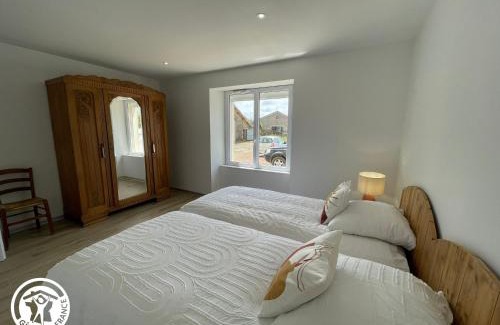 La Roche-sur-Yon House | Maison spacieuse avec spa et sauna, proche centre-ville, plages et sites touristiques de Vendée - FR-1-426-558