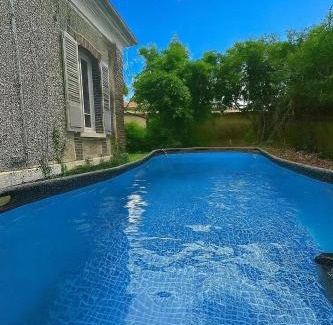 Saint-Florentin House | Maison spacieuse à Saint-Florentin, 138 m², avec jardin