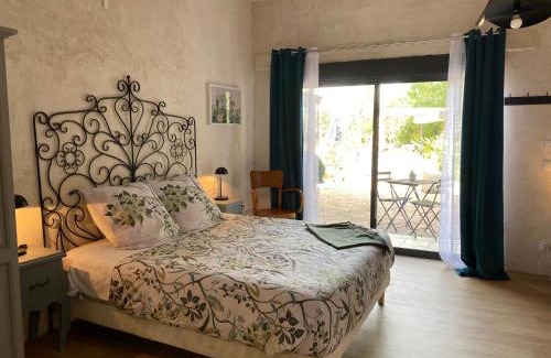 Courzieu House | Maison sur cour et véranda