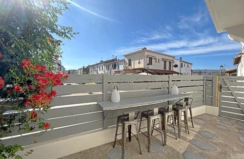 Saintes-Maries-de-la-Mer House | Maison tradition. rénovée, 3 min de la plage, idéale pour 9 pers. - FR-1-475-215
