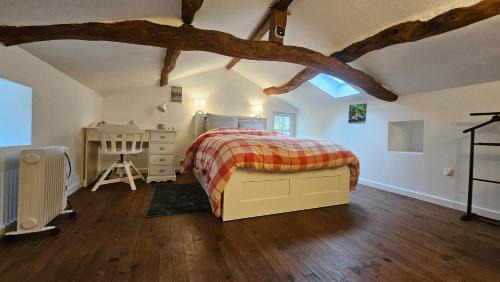 Mouilleron-Saint-Germain House | Maison T2 Meublé à la campagne