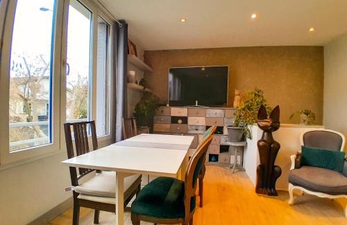 Houilles House | Maison T3, Invitation au voyage, Jardinet, Parking