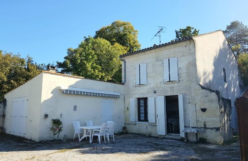 Jonzac House | Maison T5 "Le Roquet" et jardin 2000m2