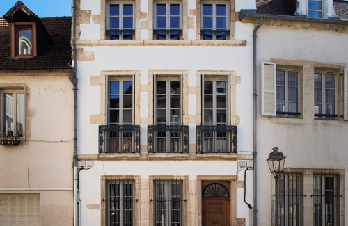 Centre Sud Apartment | Maison TILLOT
