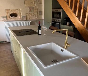 Cherval House | Maison Toile Moss